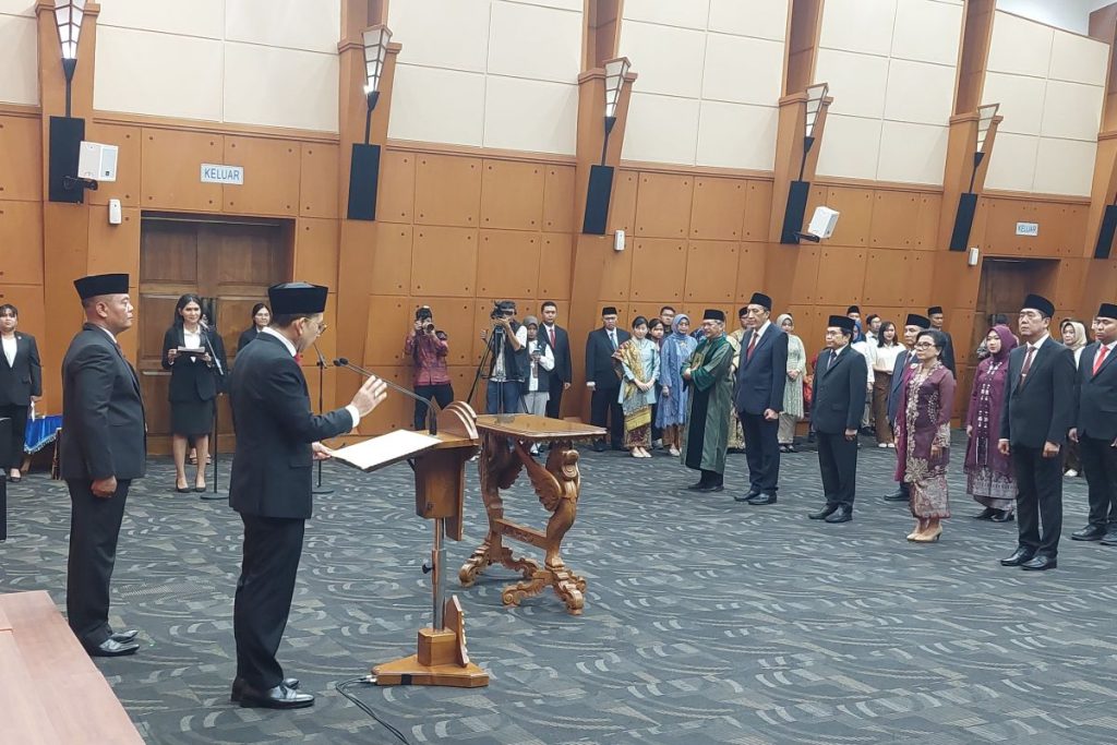 "Prioritas Utama Pembangunan: Fokus pada Kebudayaan, Ungkap Fadli Zon!"