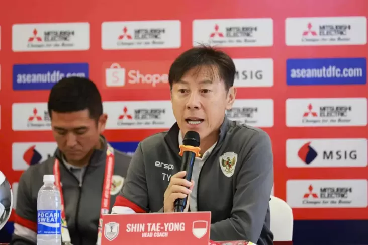 Erick Thohir Minta Shin Tae-yong Menang Lawan Vietnam atau Didepak