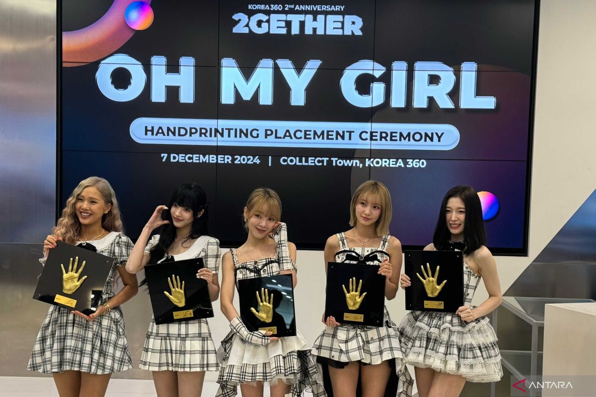 Pesona Oh My Girl Memukau di Rayakan di Jakarta, Fans Tak Bisa Berhenti Terpesona!