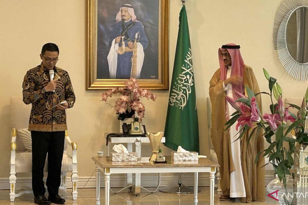 "Menag-Menlu Rajin Konsumsi Jamu, Kunjungan WNI ke Saudi Ditingkatkan Berkat Undangan Duta Besar"