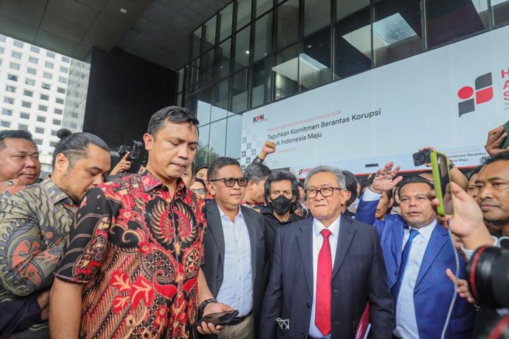 Hasto Bebas Setelah 3 Jam Pemeriksaan KPK, Tidak Mengenakan Rompi Oranye Seperti Tahanan Lainnya