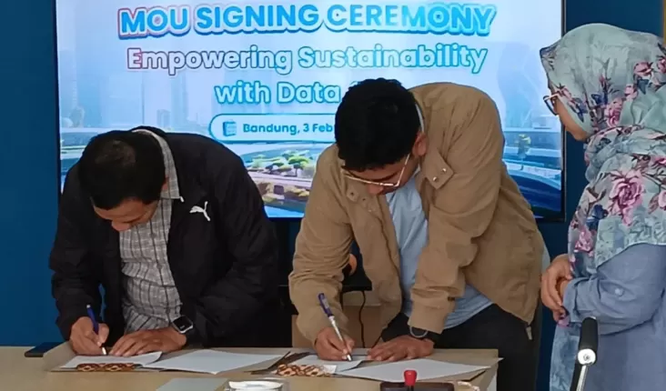 AI dan Tata Kelola Bisnis yang Lebih Berkelanjutan: Kolaborasi untuk Kemajuan
Atasi Masalah Tata Kelola Bisnis dengan Bantuan AI: Kerjasama untuk Masa Depan yang Lebih Berkelanjutan
Kemitraan AI dan Tata Kelola Bisnis: Mengakselerasi Perubahan Menuju Keberlanjutan
Menggabungkan Kekuatan AI dan Tata Kelola Bisnis: Langkah Menuju Bisnis yang Lebih Berkelanjutan