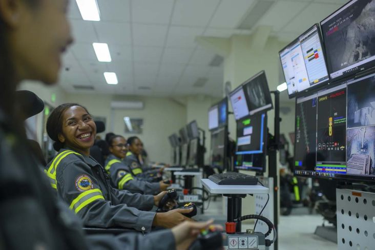 Inovasi FEB UI: Mengoptimalkan Potensi Tambang untuk Membangun Ekonomi