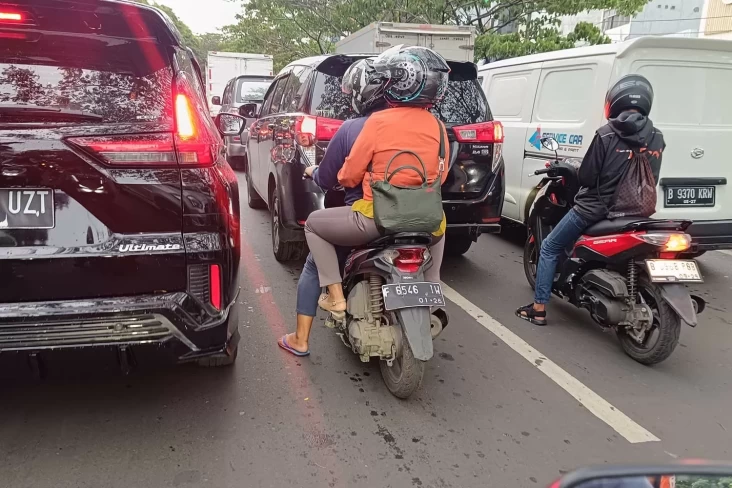 Kena Hukuman karena Tertahan Emosi di Jalan Raya