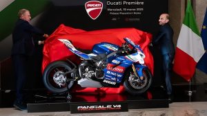 Ducati Luncurkan Panigale V4 Tricolore Italia, Hadiah Istimewa untuk Pecco Bagnaia