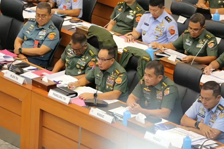 Panja RUU TNI Akan Bahas Penempatan Prajurit di Jabatan Sipil pada Sesi Siang Ini