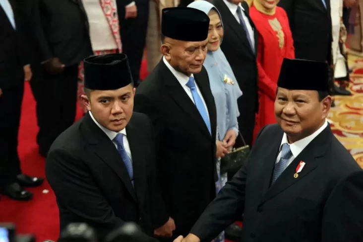"Kisah Unik Seskab: Anggota TNI yang Masih Bertugas Bisa Mengisi Jabatan, Pendapat Ahli Militer"