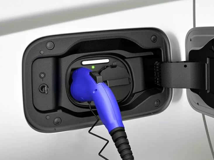Toyota Luncurkan Mobil Listrik Murah, Terjual 10 Ribu Kendaraan dalam 60 Menit