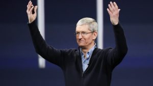 Apple Menghadapi Masalah Besar karena Kebijakan Trump: Harga iPhone Akan Melambung Tinggi, Penjualan Menurun