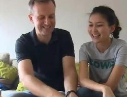 Profil Andrew Trigg, Pria Inggris Digugat Cerai Marissa Anita Setelah 17 Tahun Nikah