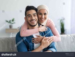 Cinta Berbicara dalam Bahasa Berbeda: Cara Laki-laki dan Perempuan Mengungkapkannya