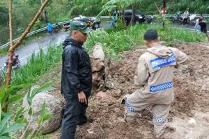 Saat Riza Chalid Tak Terkena Hukum, Berbeda dengan Orang Kecil yang Ditekan