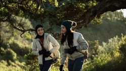 Jaket Wanita EIGER: Gaya dan Fungsi untuk Aktivitas Harian