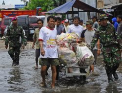Maarten Paes dan Dean James Bantu Korban Banjir Sumatra via SMeCK Hooligan
