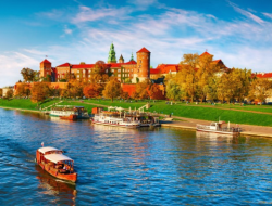 9 destinasi wisata menarik di Polandia, mulai dari Kastil Wawel hingga Museum Perang Dunia II Gdańsk
