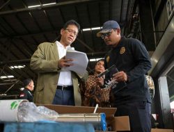 Penurunan cukai mengkhawatirkan, target 2026 tinggi, Purbaya siap legalisasi rokok ilegal