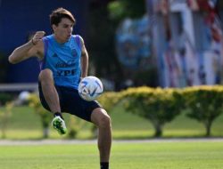 AC Milan Incar Vlahovic, Barcelona Ganggu Perburuan Rossoneri