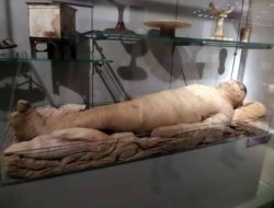 Mengunjungi Museum Mesir Kairo dan bertemu langsung dengan warisan Firaun