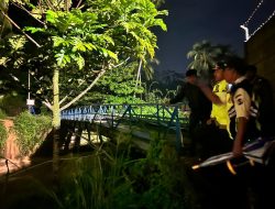 Longsor Cisarua, 11 Anggota Keluarga Adi Masih Hilang