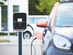 5 Pertanyaan Umum tentang Pengisian Mobil Listrik