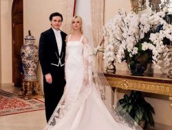 Apakah Victoria Beckham Batal Pilih Gaun Pernikahan Nicola Peltz?