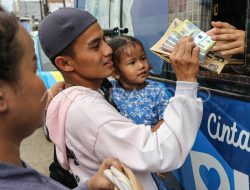 Warga Semarang Kesusahan Cari Uang Pecahan Baru Online di Situs BI
