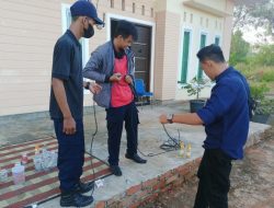 Perilaku Buaya 1,5 Meter Saat Anggota Damkar Pasang Jebakan